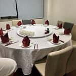 雅苑 粤菜港式飲茶 - 私たちは台湾の友人達も含めて２５人位になってたんで個室を借りての食事会になりました。
      
      