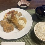 ちかさんの手料理 - スペシャルミックス(ごはん 味噌汁付き)