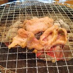 宙船 - 豚ホルモン調理中