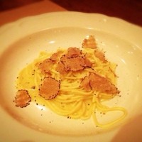 トラットリア・アルベロ - 秋トリュフがけバターソース 手打ち"タヤリン"