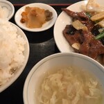 吉田飯店 - 