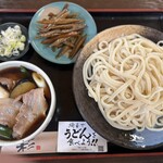 瑞生庵 - 猪豚の肉汁うどんinごま油炒め茄子