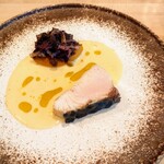 ACiD brianza - 炙った鰤が驚くほどしっとり皮目香ばしく、しっとり感がすごく好きな感じでした。ソースの濃厚さチーズ感も良かったし、南瓜にラムレーズンがオシャレで素敵☆ときめいちゃいました(^^)