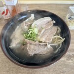 SWAMP - 沖縄そば全部のせ(豚バラ、ソーキ、軟骨)