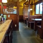 麺屋久兵衛  - 店内