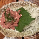 旬鮮味処 おおてら - 県産鶏刺し　濃厚なレバーは旨い。