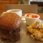 鳥取和牛のハンバーガー