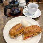 加藤珈琲店  - Cセット コーヒーとジャーマンドッグとゆで卵のセット