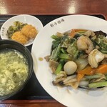 24時間 餃子酒場 - 