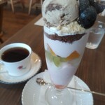 クリクリ - 秋色ティラミスパフェ¥1100(〜2023.10.16)