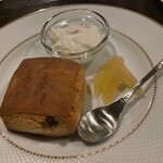 バー エイジング - スコーン