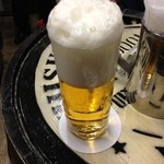 ビールスタンド重富 - 参度注ぎ