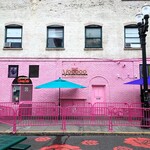 Voodoo Doughnut - Exterior