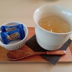 Cafe ほのぼの - ドリンク写真:アイスゆず茶(チョコレート付)