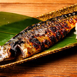 Salt-grilled fatty mackerel