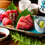 Assorted raw tuna sashimi