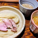 あいだや - つけ汁 2種つけめん 1250円 麺増量 50円