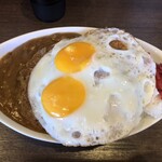 いとう食堂 - 目玉カツカレー（1,080円）