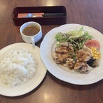 ロイヤルホスト - 