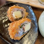 とんかつ割烹 やすいみ～と - 梅しそチーズ巻き