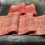 タンとハラミ MEAT BANK.jp - 