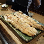 柳家 - １Kg超、長良川の天然鰻の白焼き（２０１３年１０月）