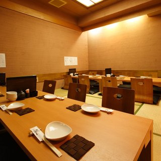We have completely private horigotatsu seats that can accommodate 8 to 16 people.