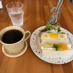 NAGI COFFEE - 