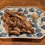 煮込みとワイン 忠左エ門 - ハーブ塩が美味しい。