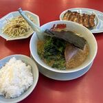 ラーメン山岡家 - セットで注文　背脂は有料に