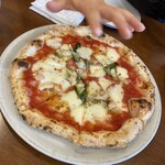 SOLO PIZZA ZINGARA - マリナーラにモッツァレラ追加。旨いに決まってる