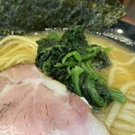 横浜家系ラーメン大岡家 - 美味しいほうれん草（2023年10月16月撮影）