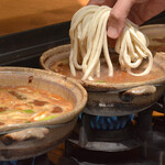 山本屋本店 - 料理写真:煮方シーン_1