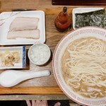 炭火焼濃厚中華そば 奥倫道 - 