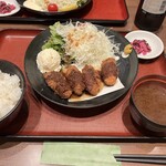 嘉文 - カキフライ定食