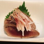 純米酒とお出汁 雲母 - 勝浦産戻りカツオのしぼり