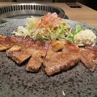 焼肉・しゃぶしゃぶ たちばな ヒルトンプラザイースト店 - 