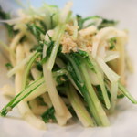うずまき 別館 - 水菜とマコモダケの和え物