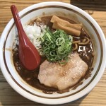 ラーメン濃厚軍団 - こってりブラック　950えん