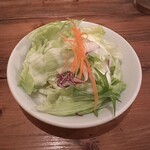 バンガイズ - セットのサラダ。