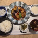 鶏肉と茄子の甘酢炒め定食