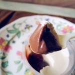 オーガニック洋菓子&ギフト こだわりぷりん エクリュ - こってりと、濃厚で後味にくどさがありません。