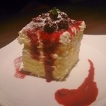 ディベルタ - 季節のエアリーチーズケーキ