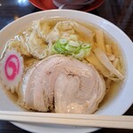 中村屋 蔵 荒川沖店 - ワンタンらーめん