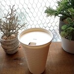果実店canvas - アイスコーヒーは紙コップでこのように。