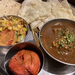 本格インド料理アシス - 