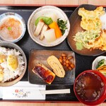 道の駅 おばあちゃん市・山岡 - 【2023.10】おふくろの味定食・栗おこわ(税込1,400円)