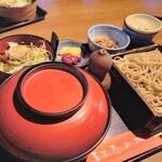 蕎楽 たか木 - セット全景