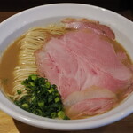 NIBOSHI MANIA - 濃厚トクビレ鮮魚煮干蕎麦　右麺