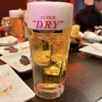 新宿東口横丁 肉宮 - 生ビール